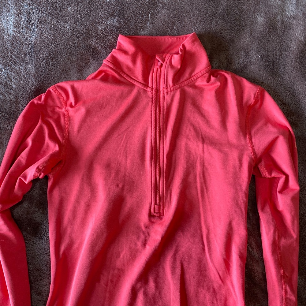 Women’s athletic quarter zip